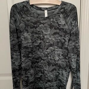 Athleta Black Floral Long Sleeve Top
